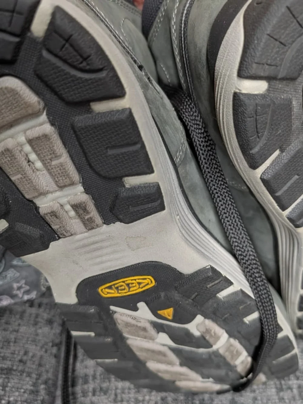 Keen Men's Gray Lace-Up Hiking Boots